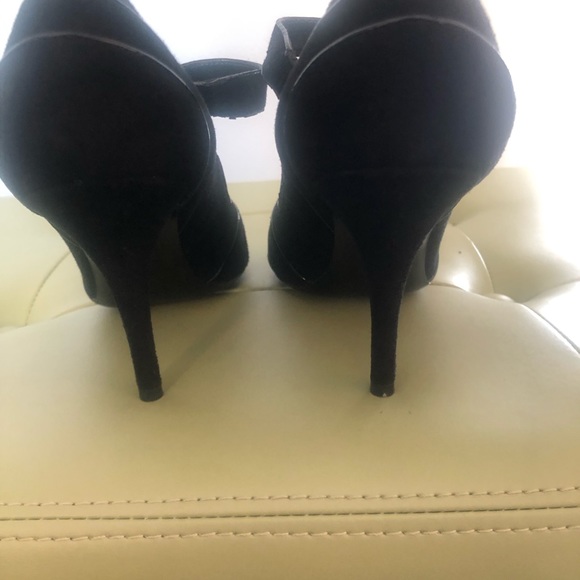 Louis Vuitton Sandals - Picture 3 of 8